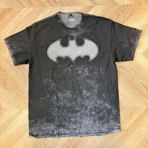 L Batman Black and Gray Short Sleeve Tee